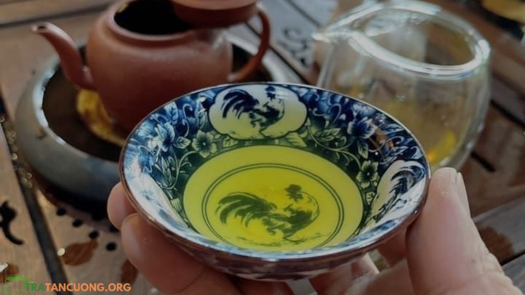 Trà Nõn Tôm Là Gì? Tại Sao Gọi Là Trà Nõn Tôm? 6 Cách pha trà nõn tôm đúng cách như người Thái nguyên